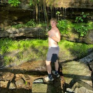 Meet your Posher, Phillip